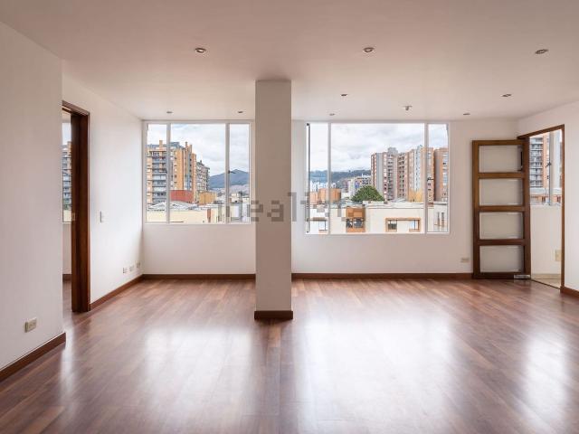 Villetta a schiera in vendita di 221 m² in Via delle Orchidee, 26