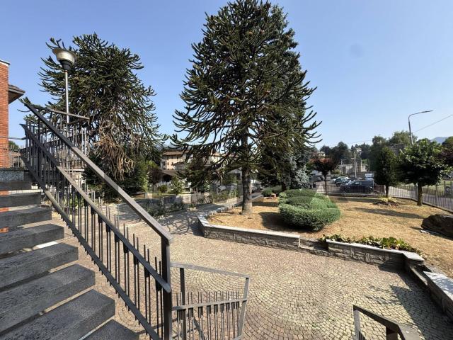 Villetta a schiera in vendita di 222 m² in Via Sorrisole, 98