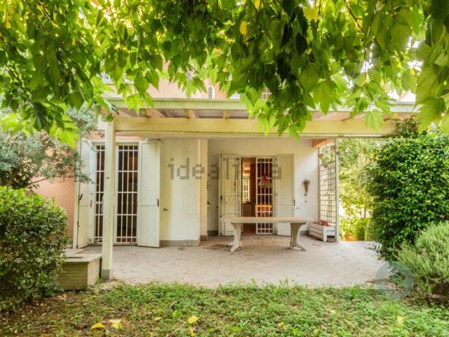 Villetta a schiera in vendita di 223 m² in Via Campagnola