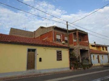 Villetta a schiera in vendita di 225 m² in Via Grazia Deledda, 35