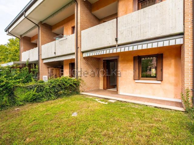 Villetta a schiera in vendita di 225 m² in Viale Europa, 6