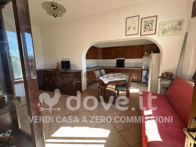 Villetta a schiera in vendita di 225 m² in Frazione Cassol, 8