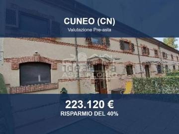 Villetta a schiera in vendita di 226 m² in Via Spinetta