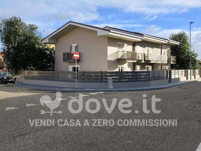 Villetta a schiera in vendita di 227 m² in Via Campagnole