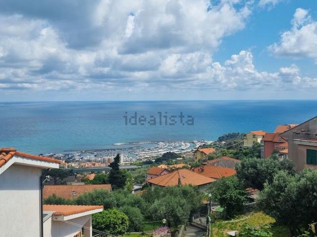 Villetta a schiera in vendita di 228 m² in Via alla Croce, 60