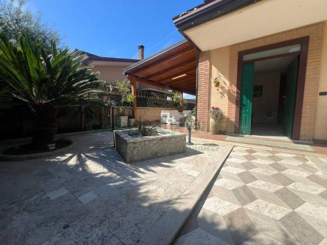 Villetta a schiera in vendita di 230 m² in Via Conserva Carlecchie, 12