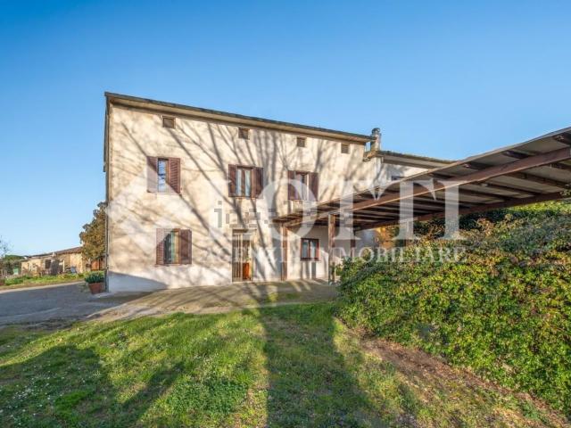 Villetta a schiera in vendita di 230 m² in Via di Bientina, 197