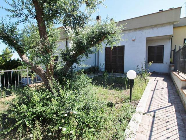 Villetta a schiera in vendita di 230 m² in Via Panoramica