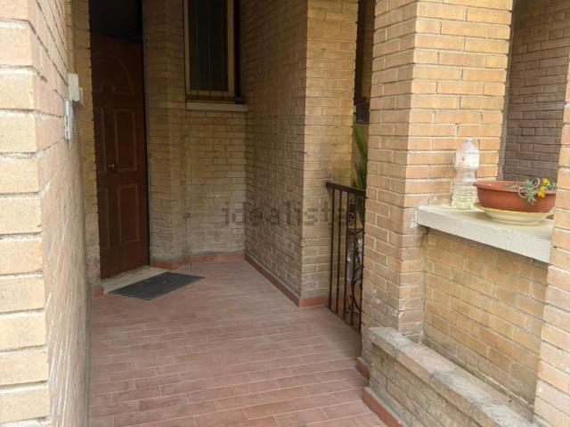 Villetta a schiera in vendita di 230 m² in Via Papa Giovanni XXIII