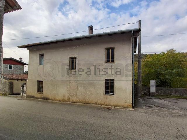 Villetta a schiera in vendita di 231 m² in Via Guglielmo Marconi, 9