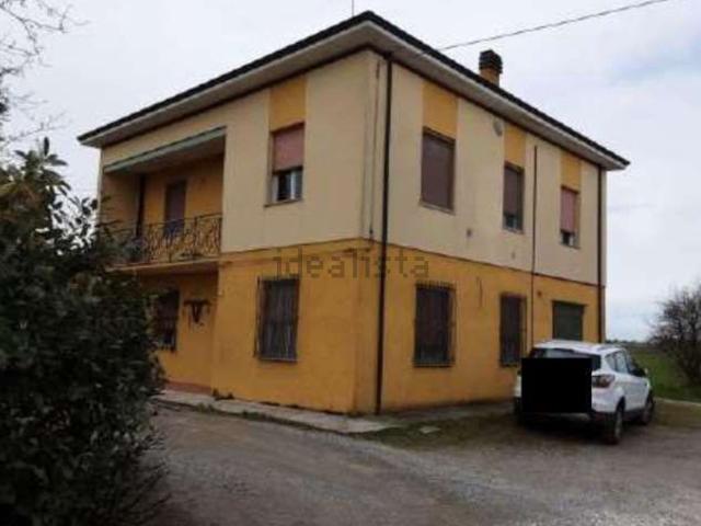 Villetta a schiera in vendita di 233 m² in Via di Mezzo, 101