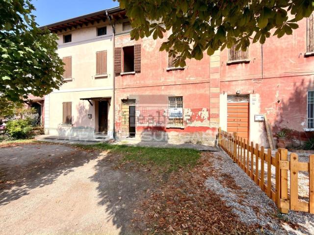 Villetta a schiera in vendita di 234 m² in Via Compartitori, 43