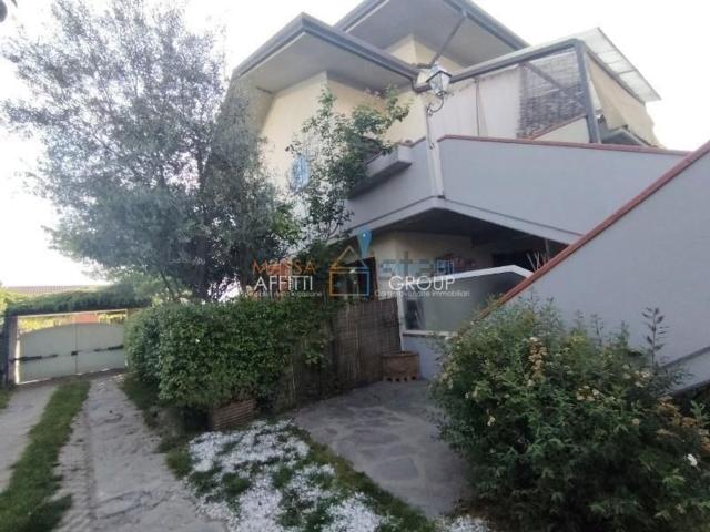 Villetta a schiera in vendita di 234 m² in Via Romana, 219
