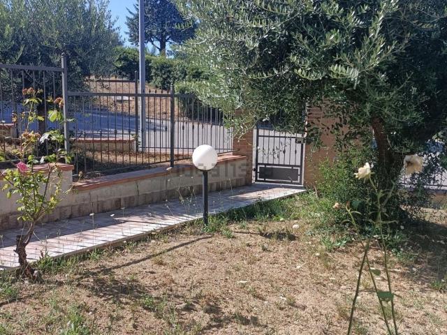 Villetta a schiera in vendita di 235 m²