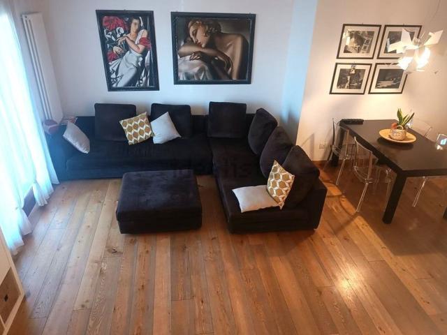 Villetta a schiera in vendita di 235 m² in Via Ginepraia