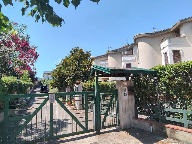 Villetta a schiera in vendita di 235 m² in Contrada Iannassi
