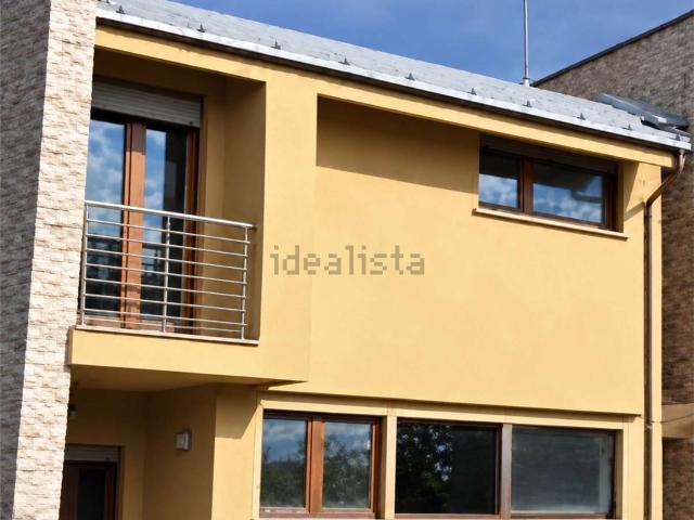Villetta a schiera in vendita di 235 m² in Piazza Risorgimento