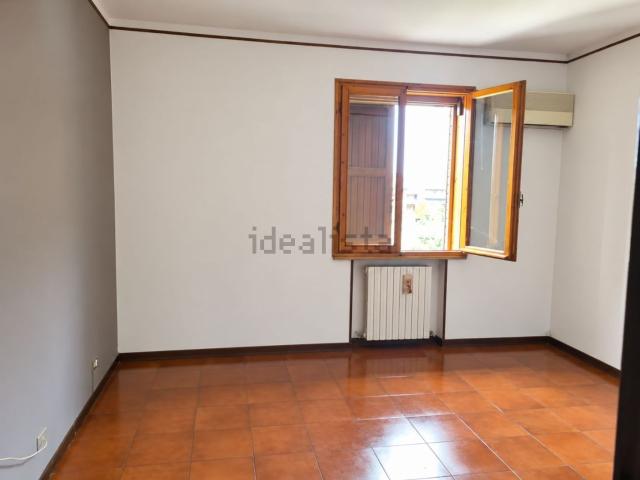 Villetta a schiera in vendita di 238 m² in Via D. Tosi