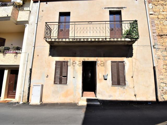 Villetta a schiera in vendita di 238 m² in Via San Giovanni, 27
