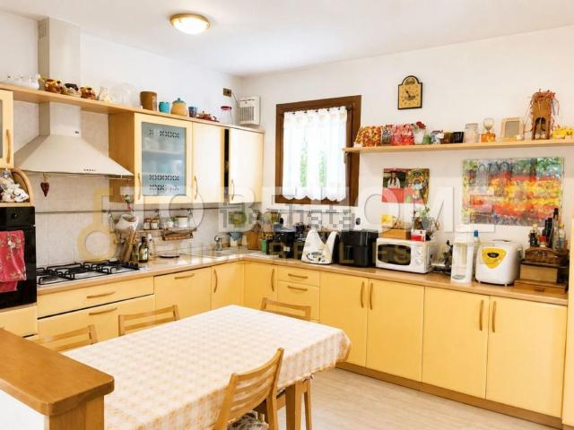 Villetta a schiera in vendita di 239 m² in Strada di Canizzano, 130