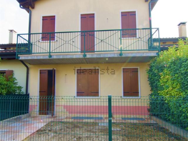 Villetta a schiera in vendita di 240 m²