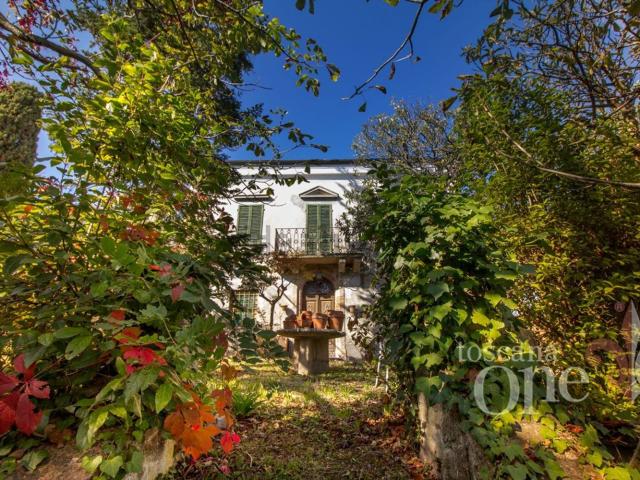 Villetta a schiera in vendita di 240 m² in Via Corsini, 8