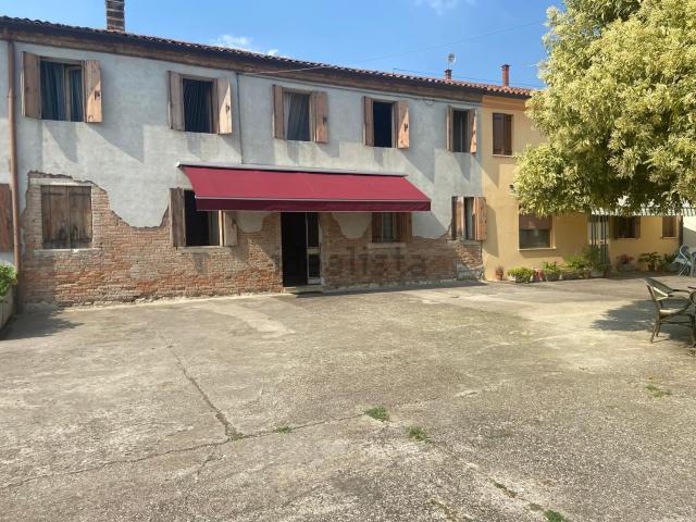 Villetta a schiera in vendita di 240 m² in Via Argine Padovano