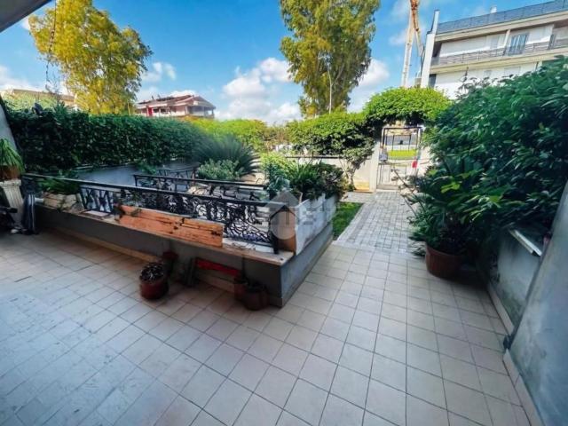 Villetta a schiera in vendita di 240 m² in Via G.B.Pergolesi, 32