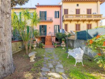 Casa in vendita a San Frediano Firenze - Giardino