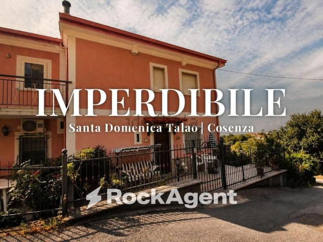 Villetta a schiera in vendita di 240 m² in Via Fontana della Torre