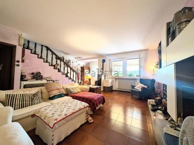 Villetta a schiera in vendita di 240 m² in Via Filippo Turati, 20