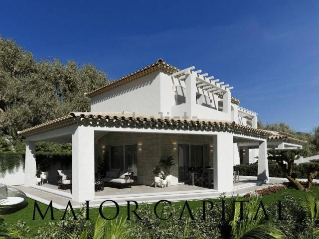 Villetta a schiera in vendita di 240 m² in Via Francesco Ciusa