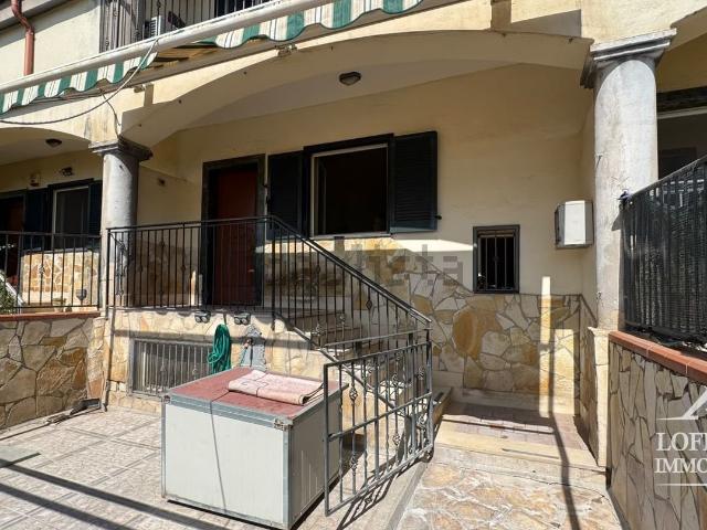 Villetta a schiera in vendita di 240 m² in Via Spiniello