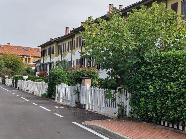 Villetta a schiera in vendita di 240 m² in Via P. Togliatti, 41