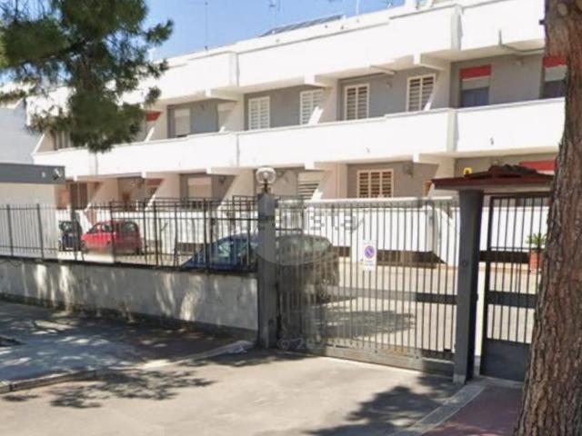 Villetta a schiera in vendita di 240 m² in Viale Italia