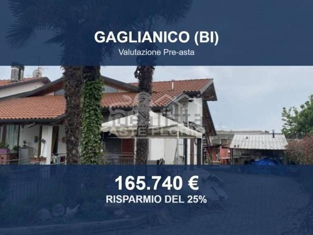 Villetta a schiera in vendita di 242 m² in Via Fratelli Cairoli, 120