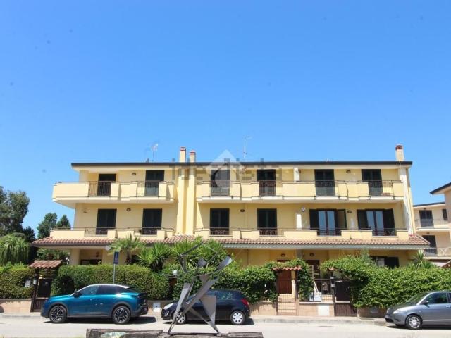Villetta a schiera in vendita di 242 m² in Via Palermo, 12
