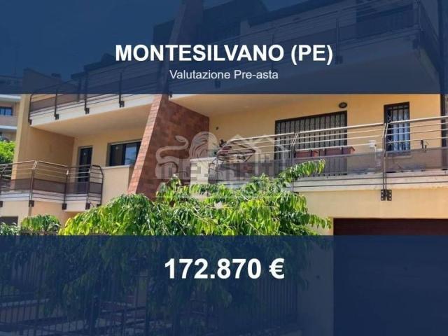 Villetta a schiera in vendita di 245 m² in Via Aspromonte
