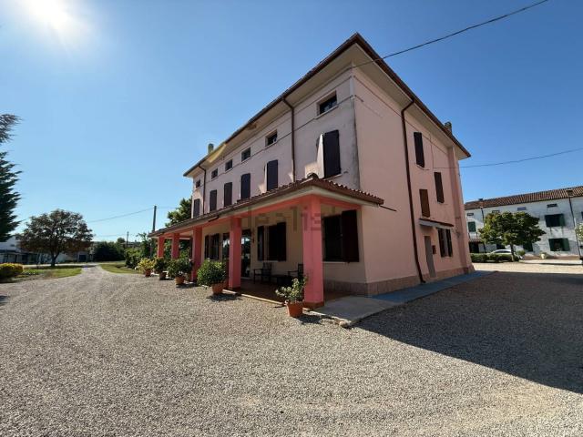 Villetta a schiera in vendita di 246 m²