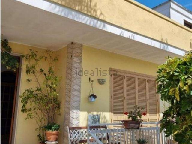 Villetta a schiera in vendita di 246 m² in Via San Fili, 92