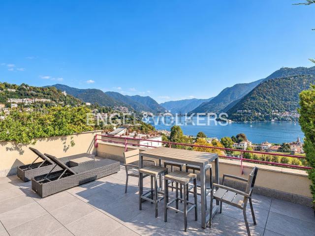 Villetta a schiera in vendita di 248 m² in Via Nino Bixio