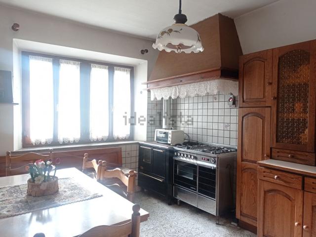 Villetta a schiera in vendita di 250 m² in Via Castello della Gardona