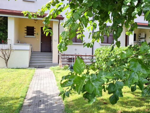 Villetta a schiera in vendita di 250 m² in Via Antonio Gramsci, 3