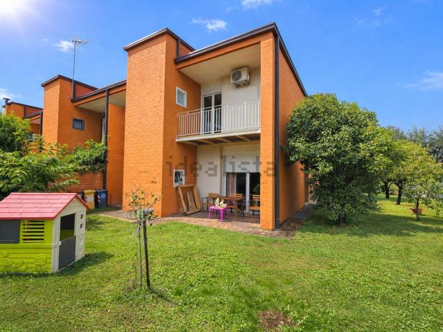 Villetta a schiera in vendita di 250 m² in Via Gaidon