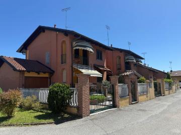 Villetta a schiera in vendita di 250 m² in Via Giuseppe Mazzini, 73