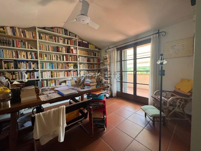 Villetta a schiera in vendita di 250 m² in Via dei Campi Lunghi