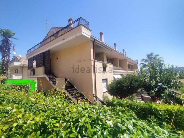 Villetta a schiera in vendita di 250 m² in Via Isonzo, 20