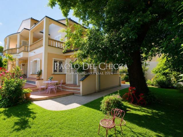 Villetta a schiera in vendita di 250 m² in Via San Jacopo In Acquaviva