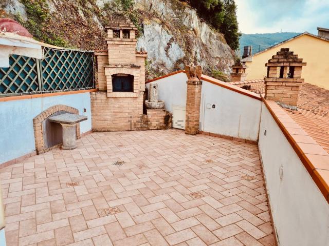 Villetta a schiera in vendita di 250 m² in Via Vittorio Veneto