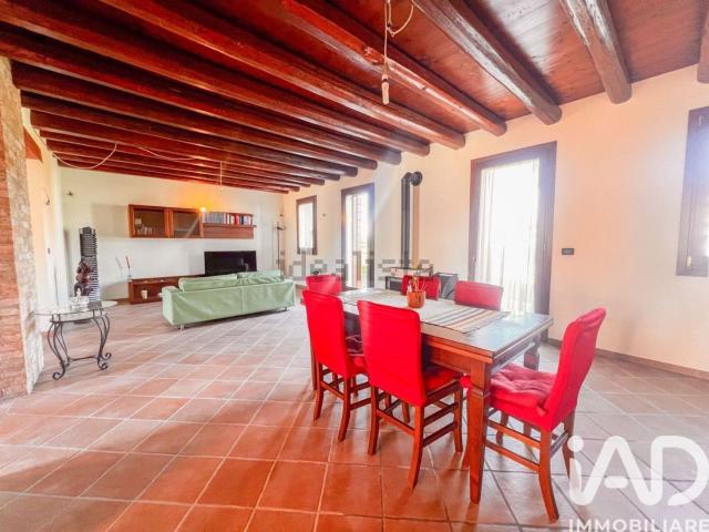 Villetta a schiera in vendita di 250 m² in Vicolo Veneto